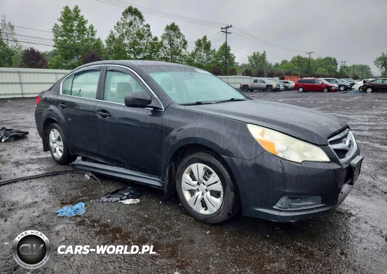 2010 Subaru Legacy 2.5I VIN:4S3BMBA62A3233888 - 4