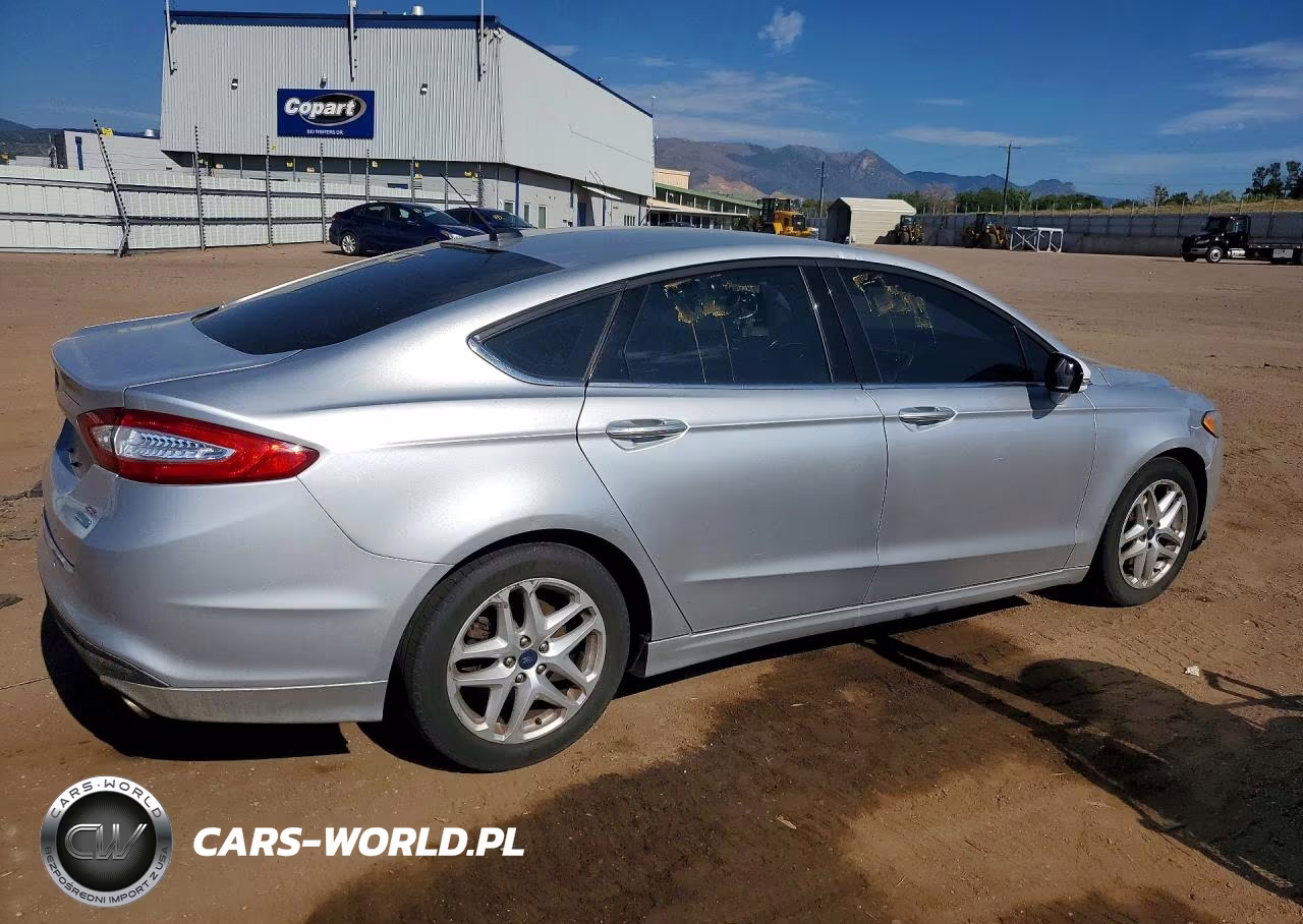 2015 Ford Fusion Se VIN:3FA6P0HDXFR194502 - 3