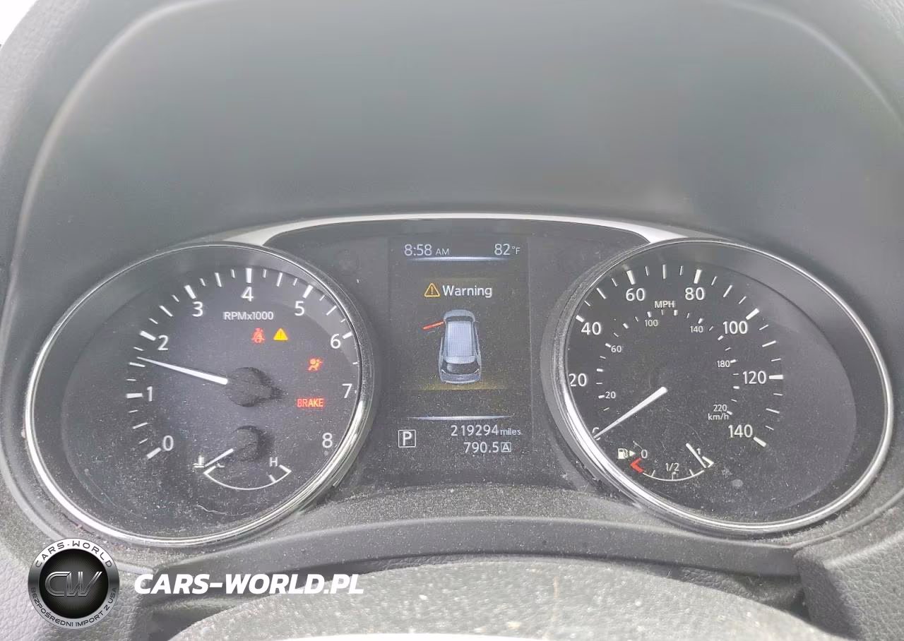 2015 Nissan Rogue S VIN:5N1AT2MK4FC782857 - 9