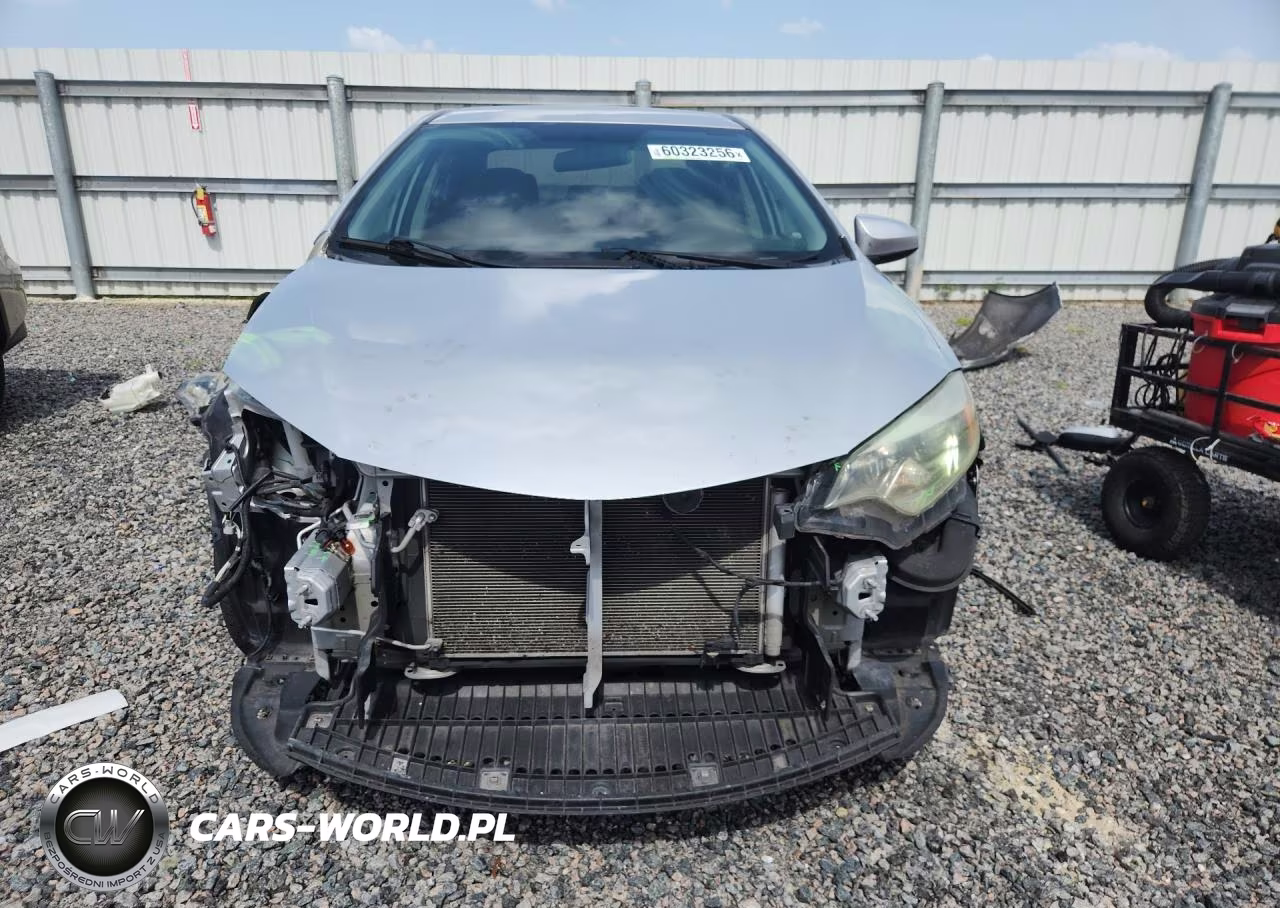 2015 Toyota Corolla L VIN:2T1BURHE8FC250618 - 5