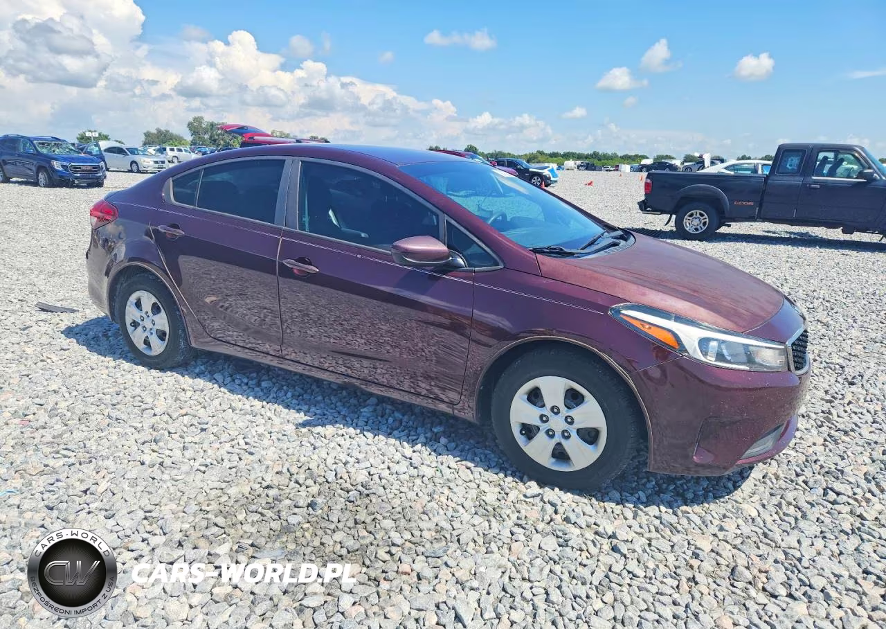 2018 Kia Forte Lx VIN:3KPFK4A78JE258797 - 4