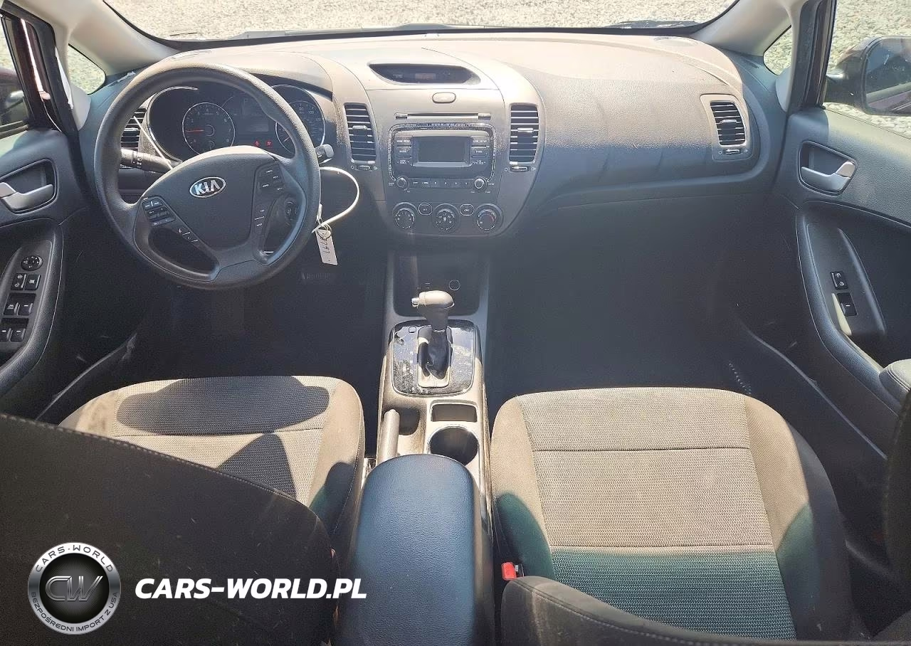 2018 Kia Forte Lx VIN:3KPFK4A78JE258797 - 8