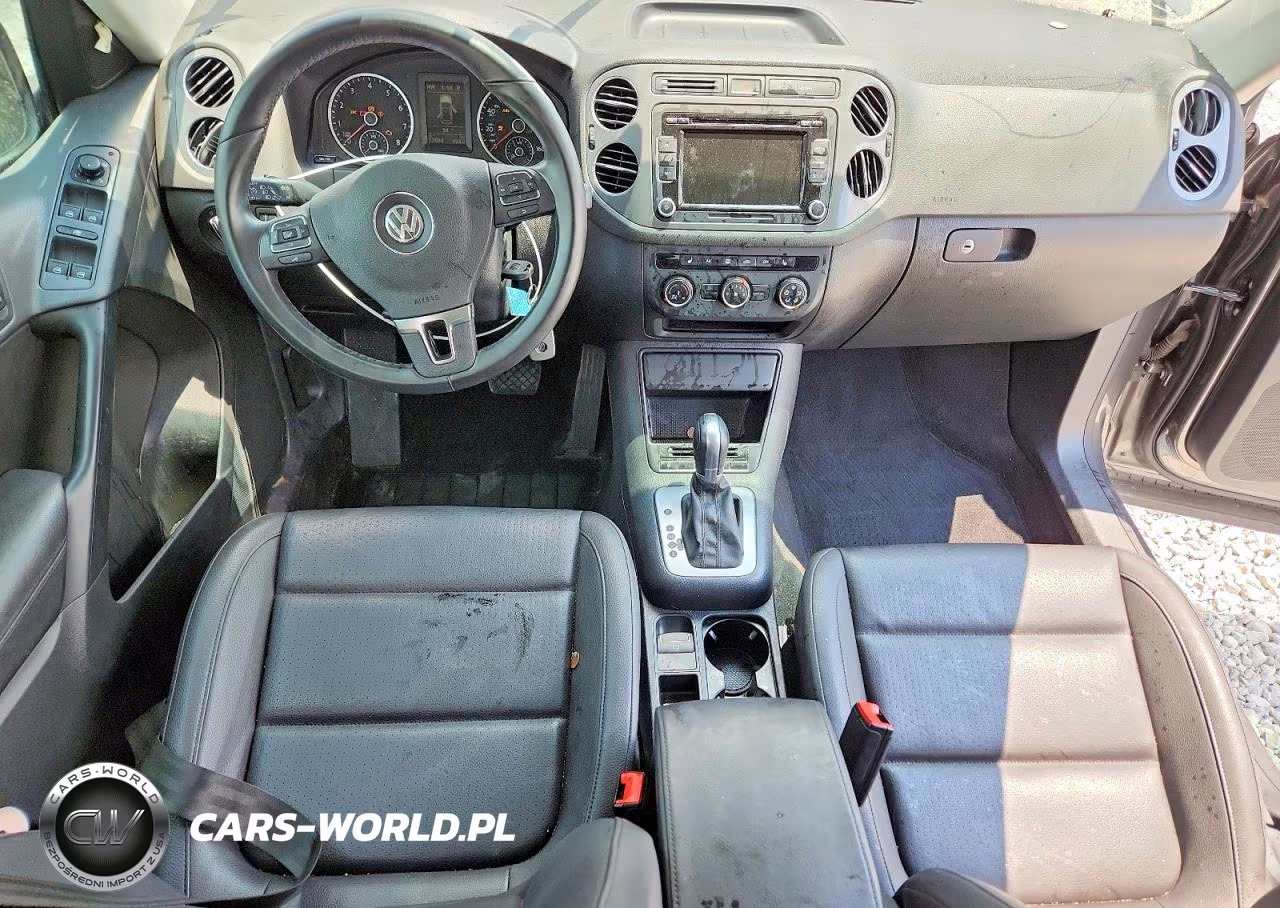 2015 Volkswagen Tiguan S VIN:WVGAV7AX4FW595947 - 8