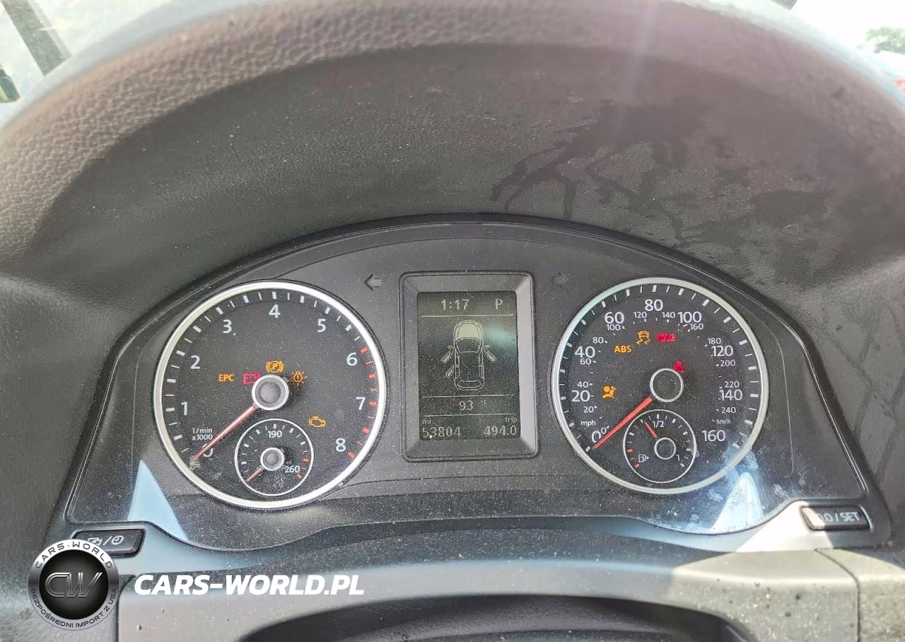 2015 Volkswagen Tiguan S VIN:WVGAV7AX4FW595947 - 9