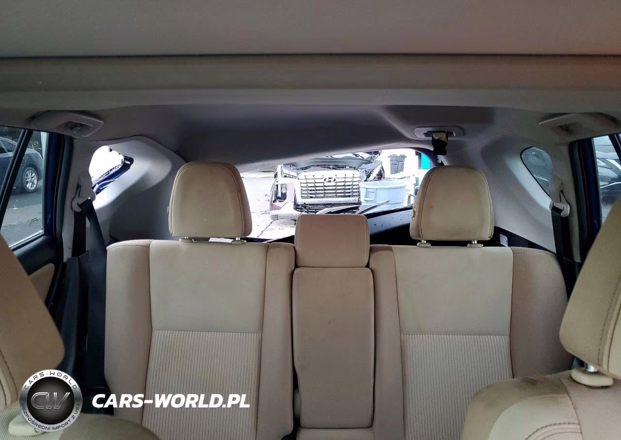 2015 Toyota Rav4 Xle VIN:2T3RFREV8FW377159 - 10