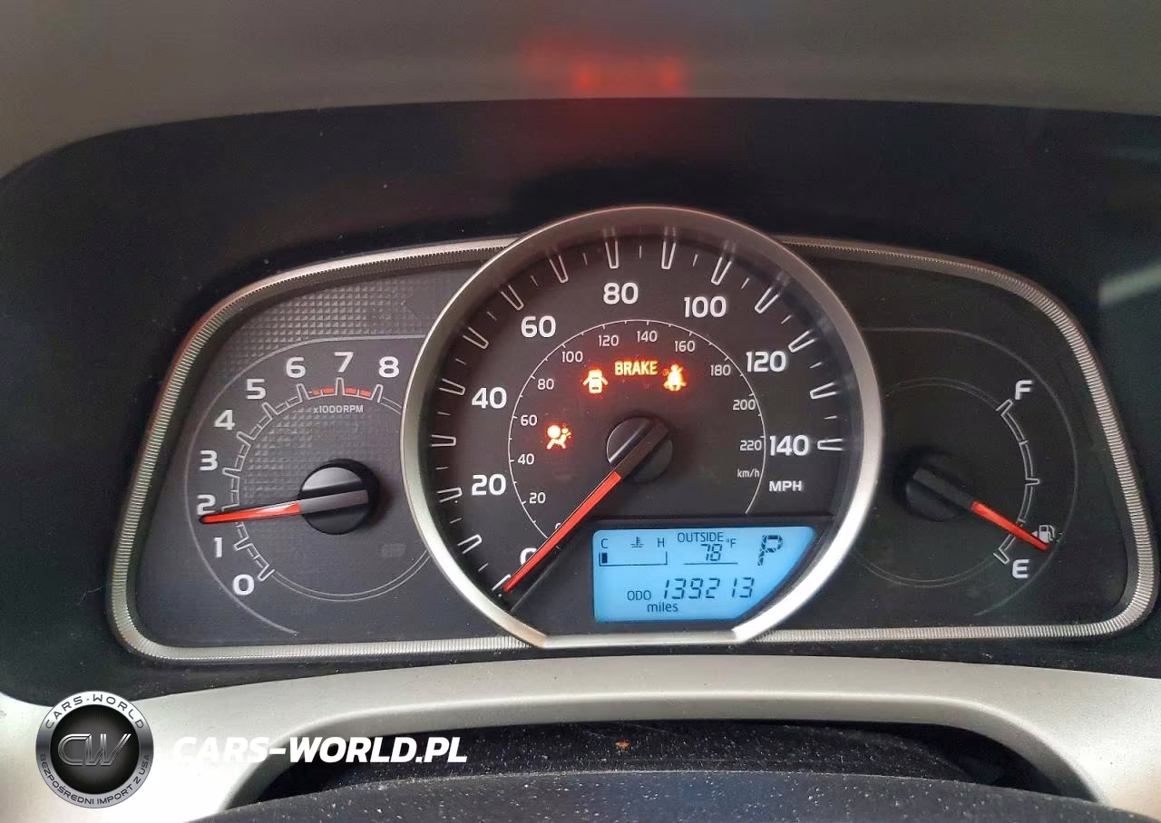 2015 Toyota Rav4 Xle VIN:2T3RFREV8FW377159 - 9