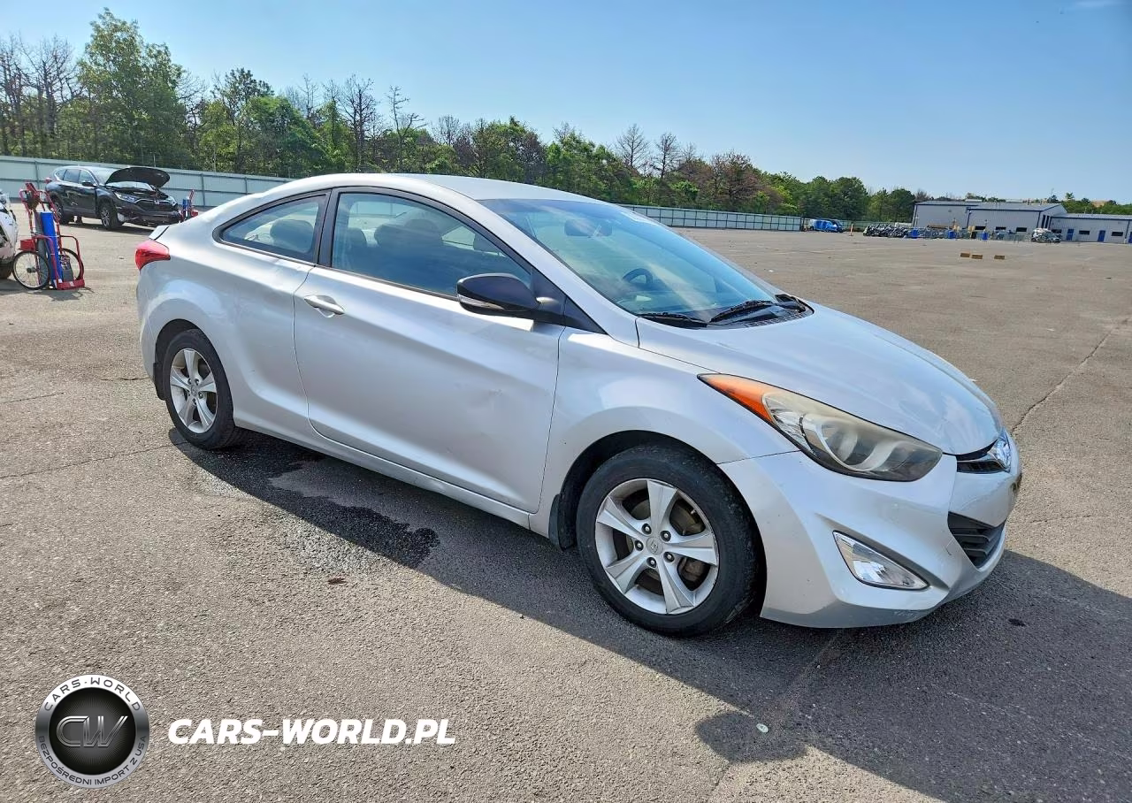 2013 Hyundai Elantra Coupe Gs VIN:KMHDH6AE7DU020487 - 4