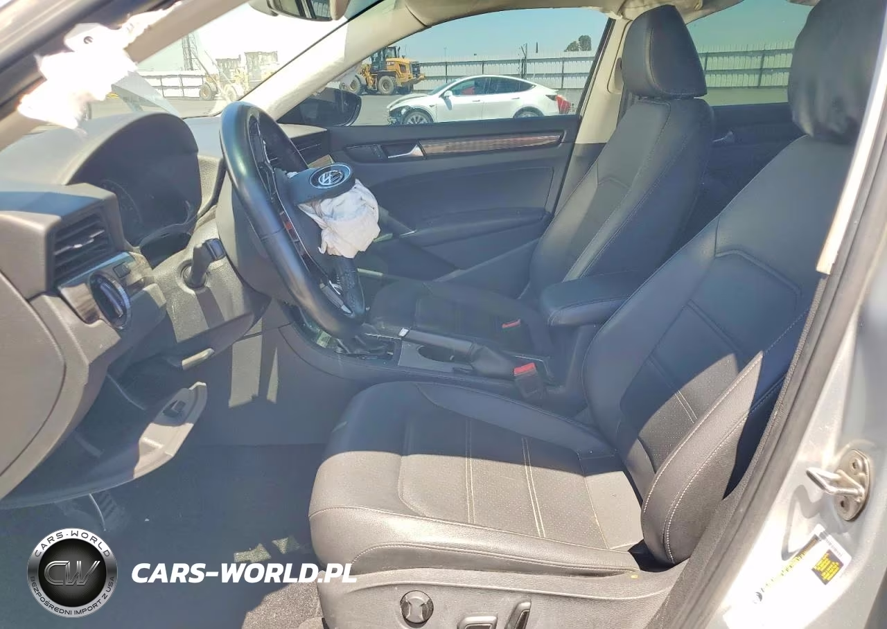 2020 Volkswagen Passat R-Line VIN:1VWMA7A36LC004635 - 7