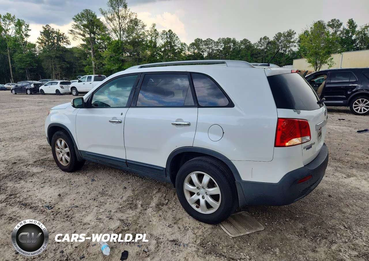 2011 Kia Sorento Lx VIN:5XYKT3A13BG150173 - 2