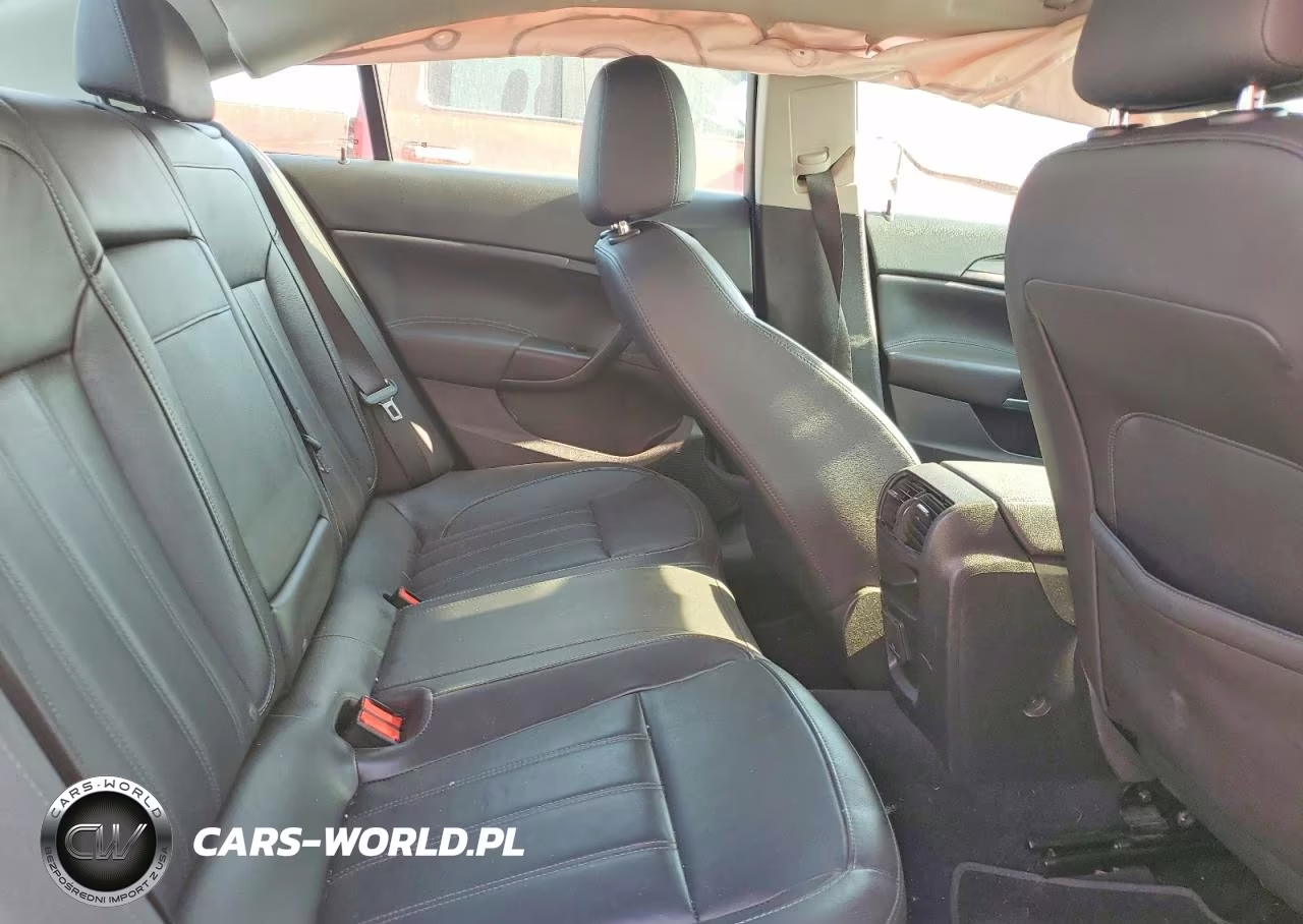 2011 Buick Regal Cxl VIN:W04GS5EC3B1012515 - 10