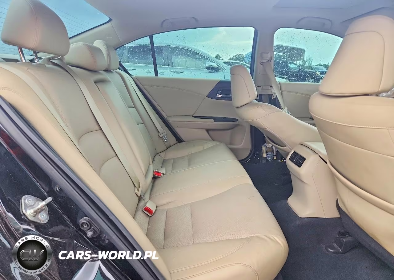 2015 Honda Accord Touring Hybrid VIN:1HGCR6F78FA007499 - 10