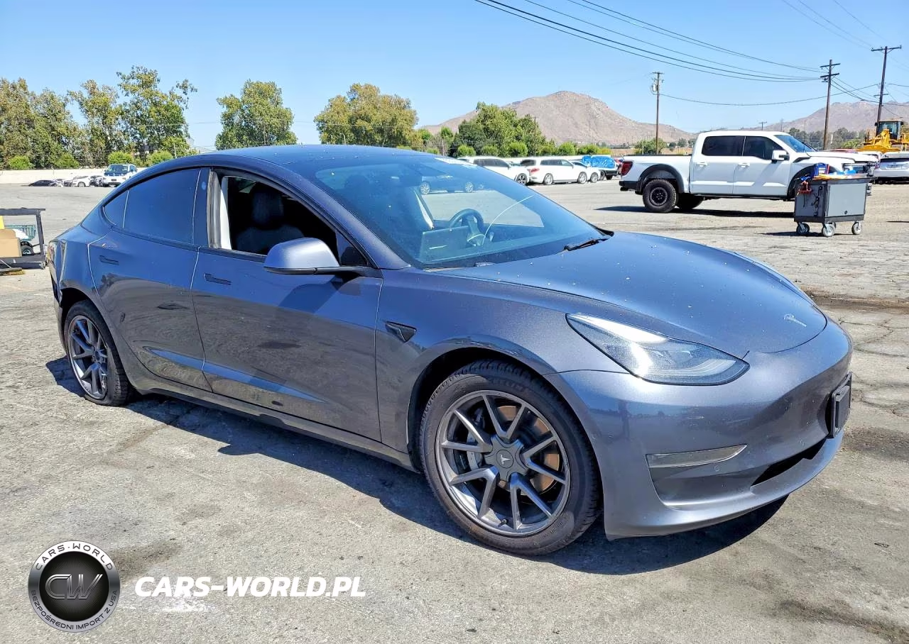 2021 Tesla Model 3 VIN:5YJ3E1EA5MF100205 - 4
