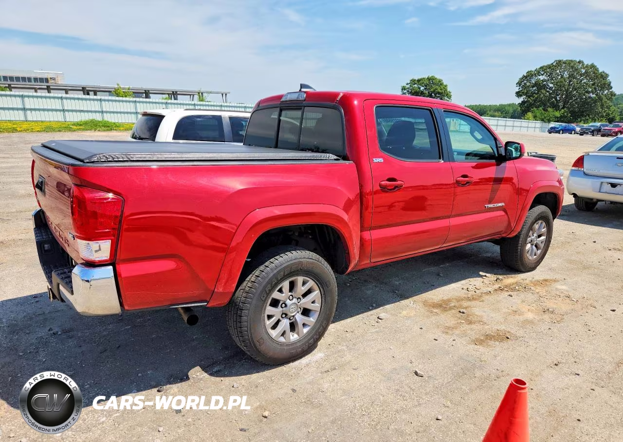 2016 Toyota Tacoma Sr5 V6 VIN:5TFCZ5AN6GX010303 - 3