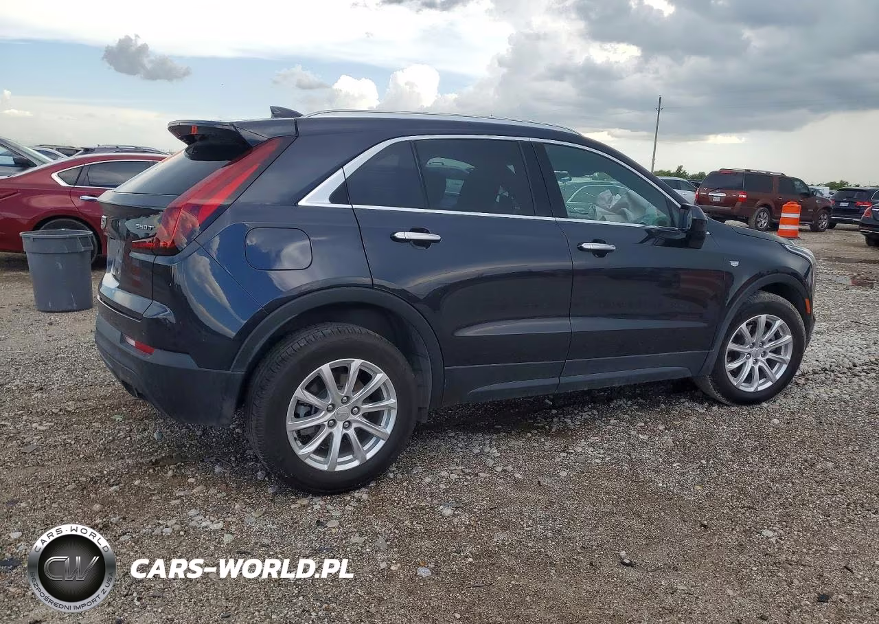 2023 Cadillac Xt4 Luxury VIN:1GYAZAR47PF172789 - 3