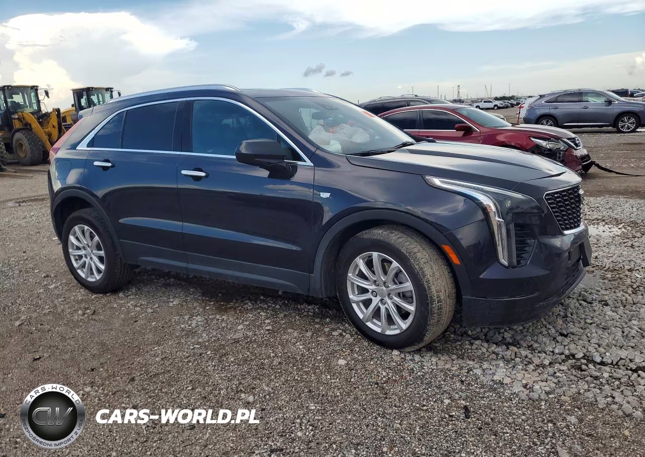 2023 Cadillac Xt4 Luxury VIN:1GYAZAR47PF172789 - 4