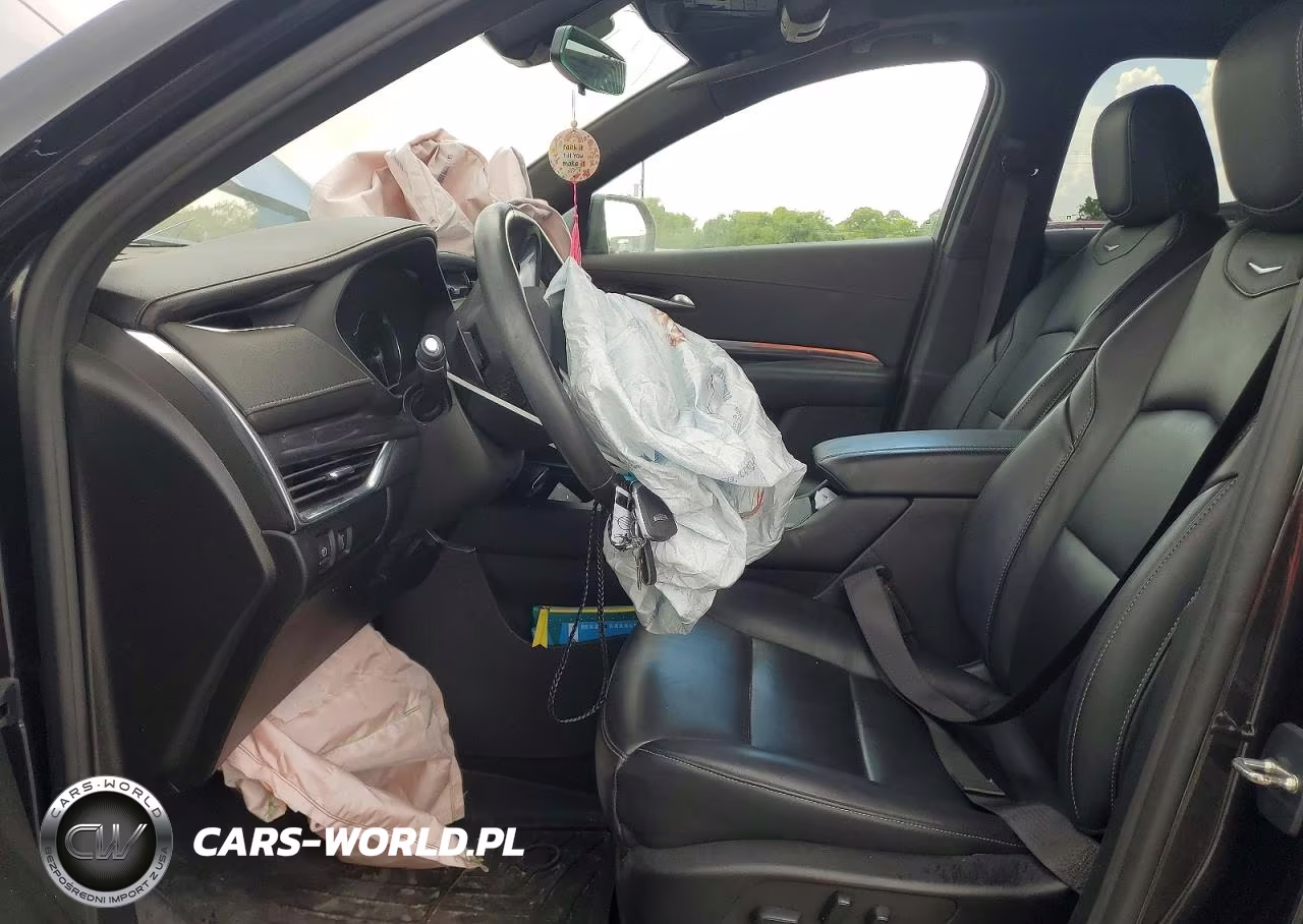 2023 Cadillac Xt4 Luxury VIN:1GYAZAR47PF172789 - 7