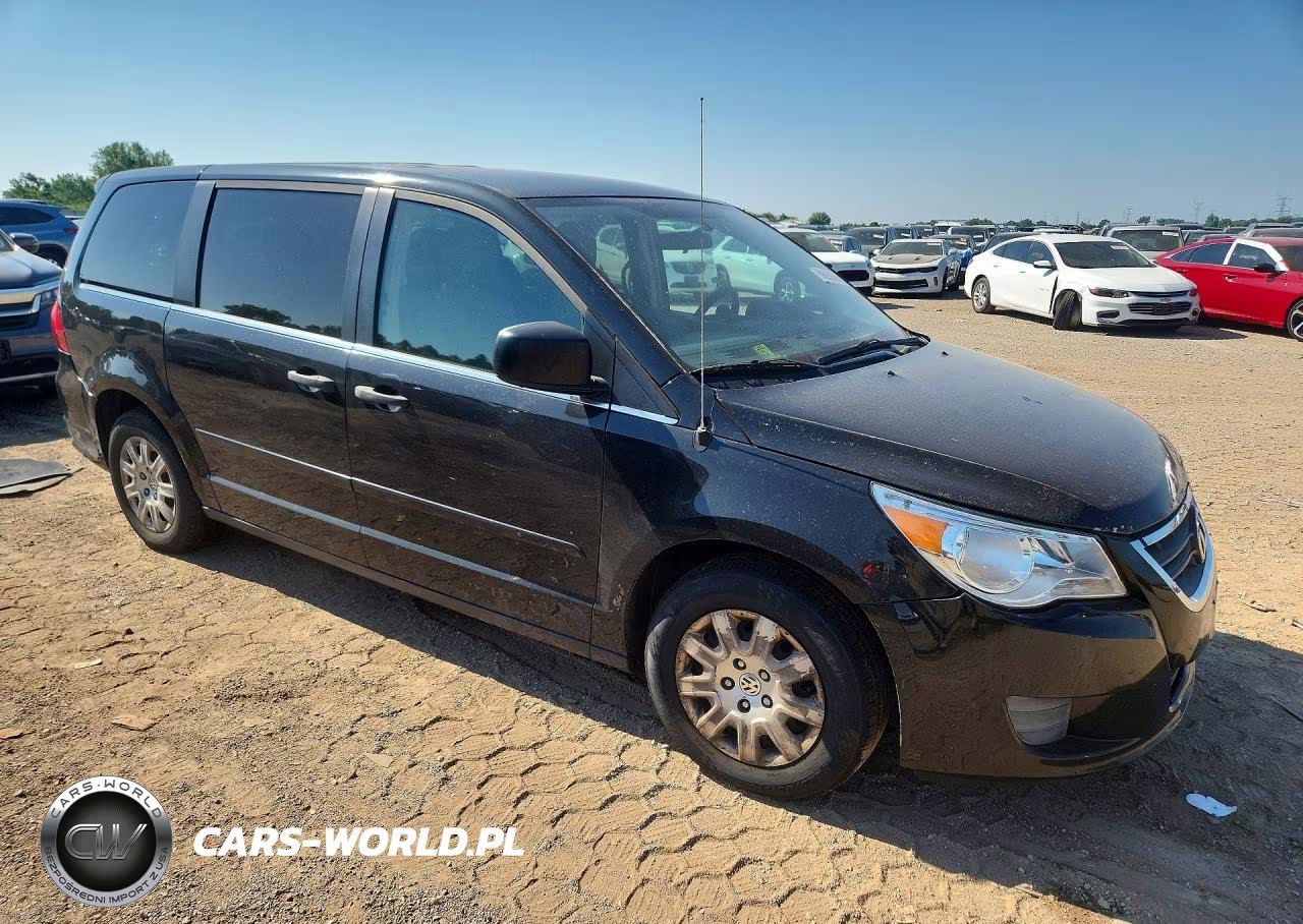 2011 Volkswagen Routan S VIN:2V4RW4DGXBR803191 - 4