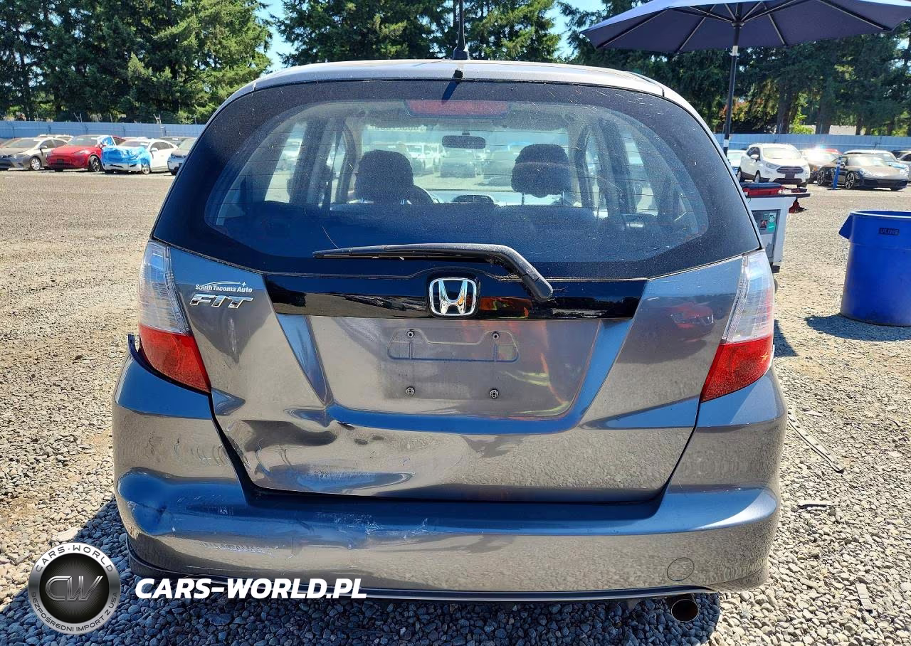 2013 Honda Fit VIN:JHMGE8H36DC081019 - 6