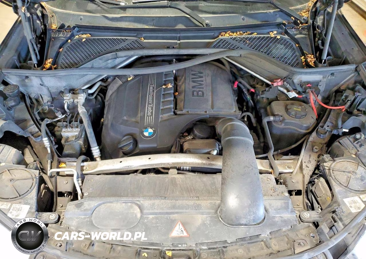 2015 BMW X5 xDrive35I VIN:5UXKR0C54F0K52508 - 12