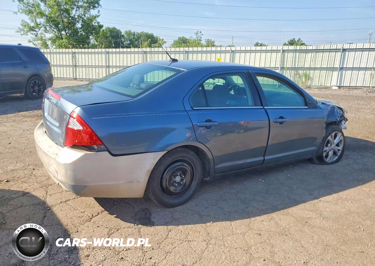 2012 Ford Fusion Se VIN:3FAHP0HG7CR378875 - 3