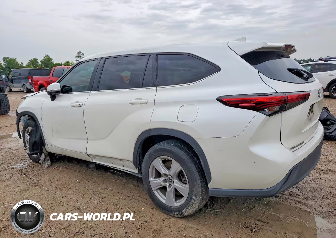 2020 Toyota Highlander Le VIN:5TDZZRAH5LS015195 - 2