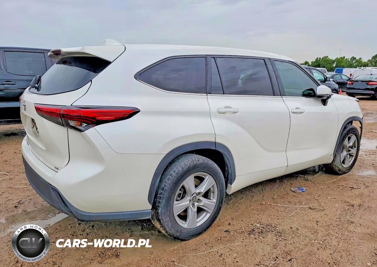 2020 Toyota Highlander Le VIN:5TDZZRAH5LS015195 - 3