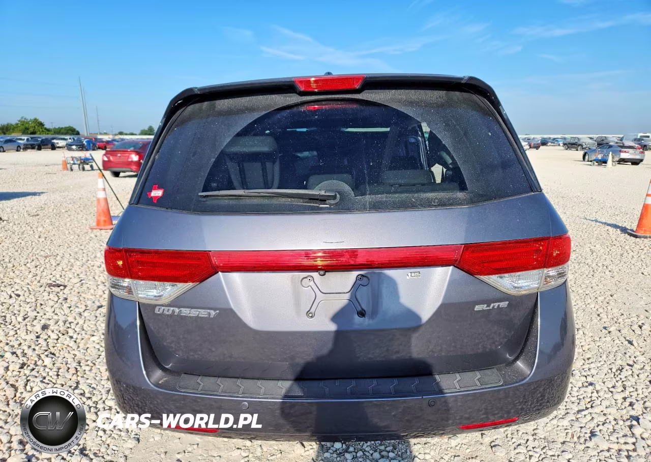 2015 Honda Odyssey Touring VIN:5FNRL5H97FB021999 - 6