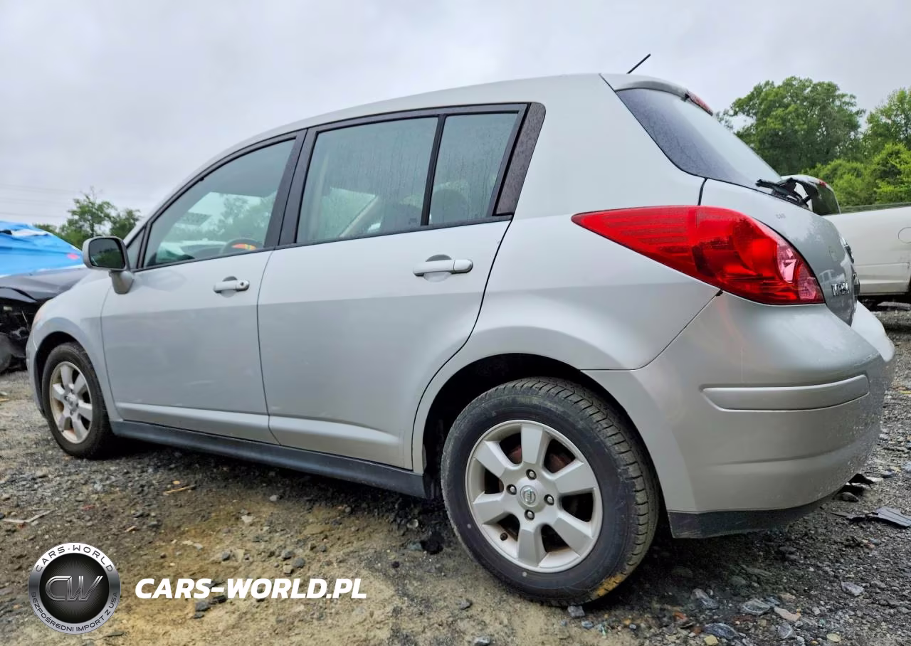 2007 Nissan Versa VIN:3N1BC13E17L390328 - 2