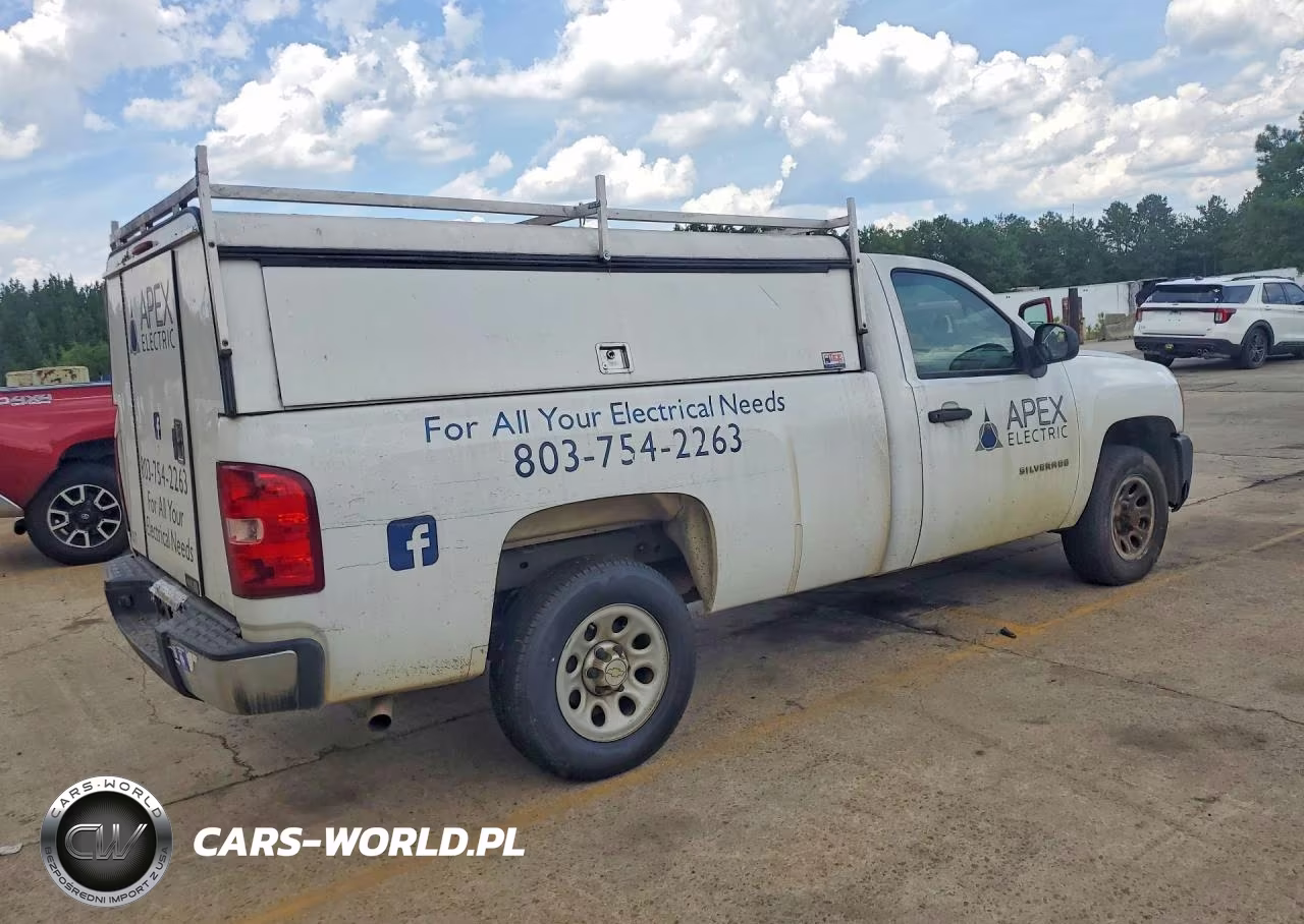 2011 Chevrolet Silverado C1500 VIN:1GCNCPEX9BZ250086 - 3