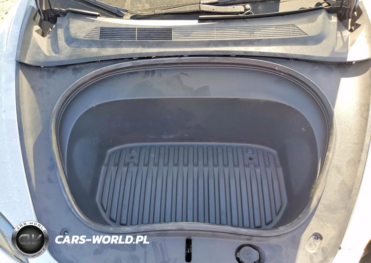 2024 Tesla Model 3 VIN:5YJ3E1EA4RF849133 - 11