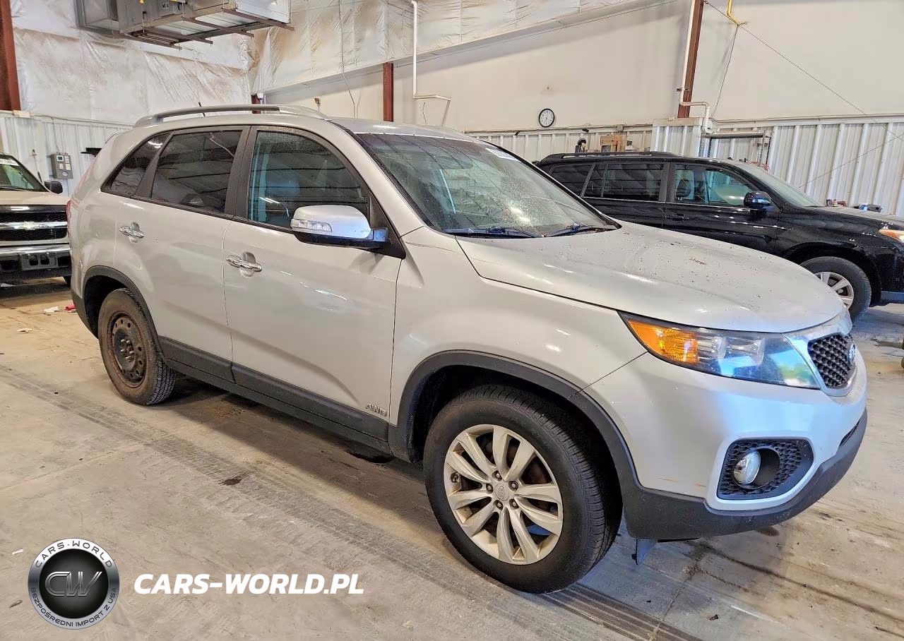 2011 Kia Sorento Ex VIN:5XYKUDA28BG061193 - 4