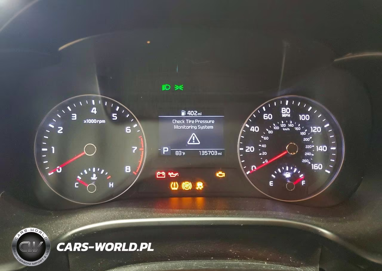 2019 Kia Forte Lxs VIN:3KPF24AD0KE058651 - 9