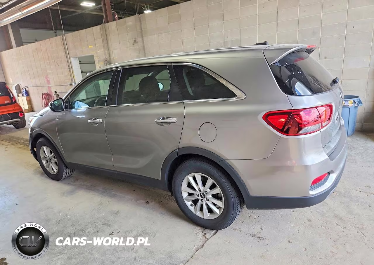 2019 Kia Sorento Lx V6 VIN:5XYPG4A58KG482306 - 2