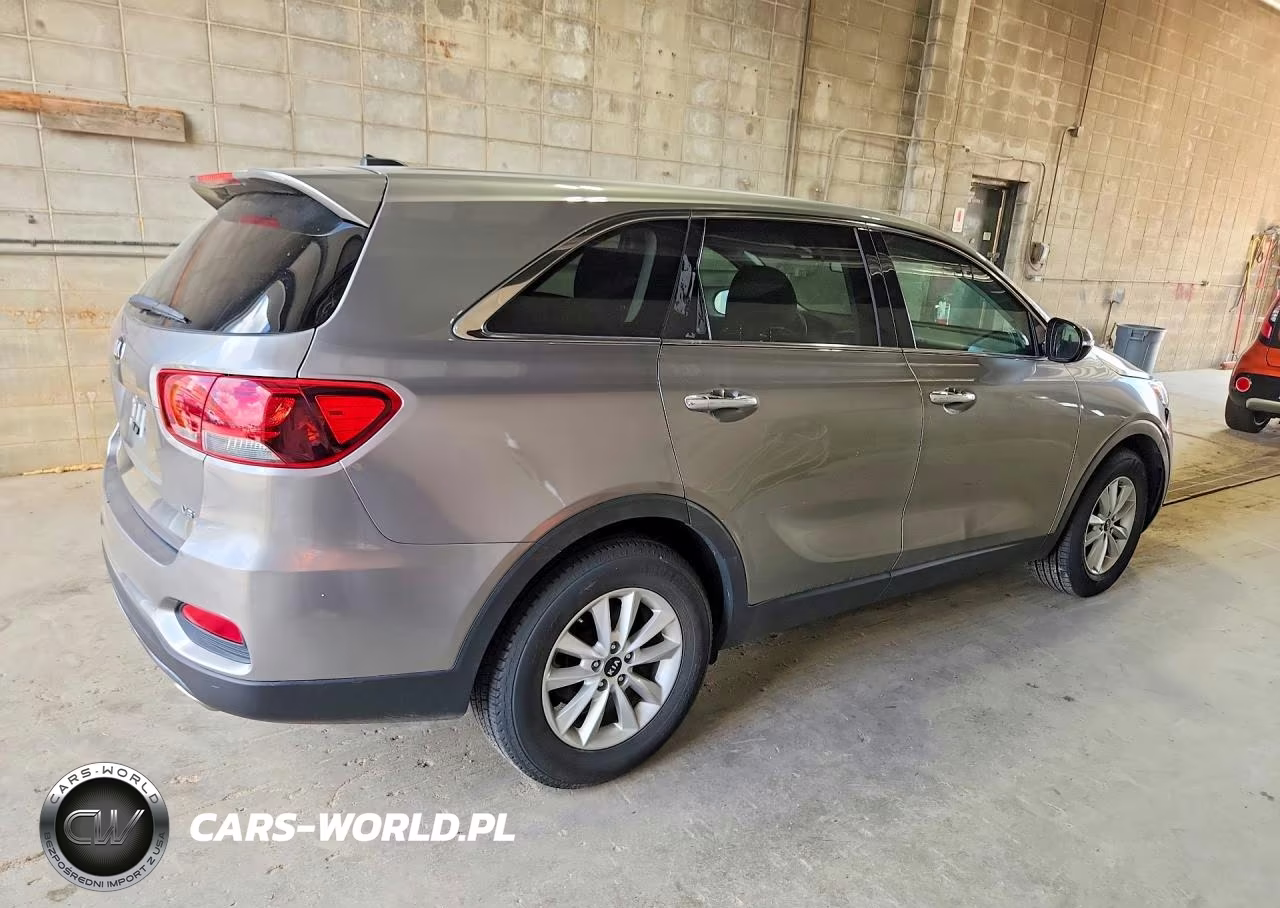 2019 Kia Sorento Lx V6 VIN:5XYPG4A58KG482306 - 3