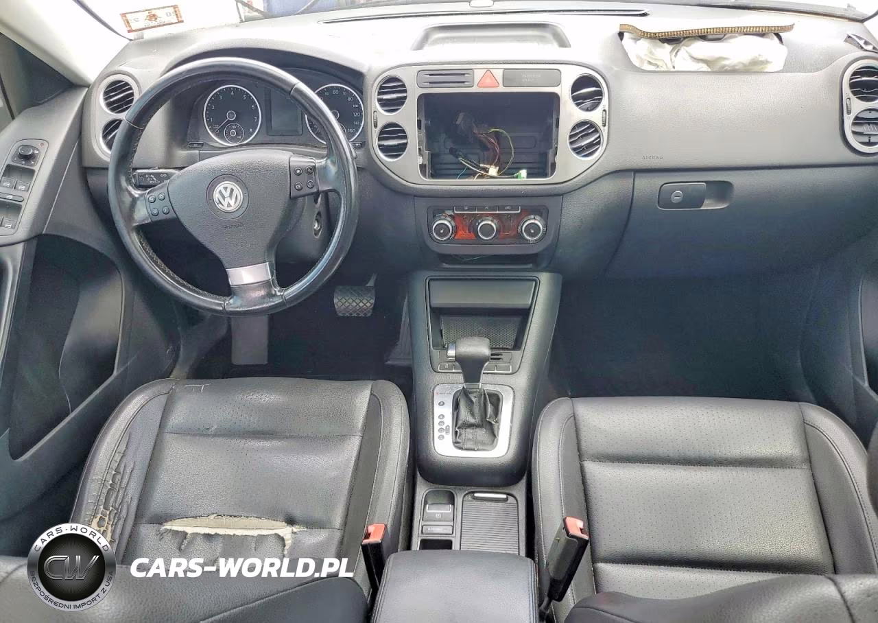 2010 Volkswagen Tiguan Se VIN:WVGBV7AX7AW532662 - 8