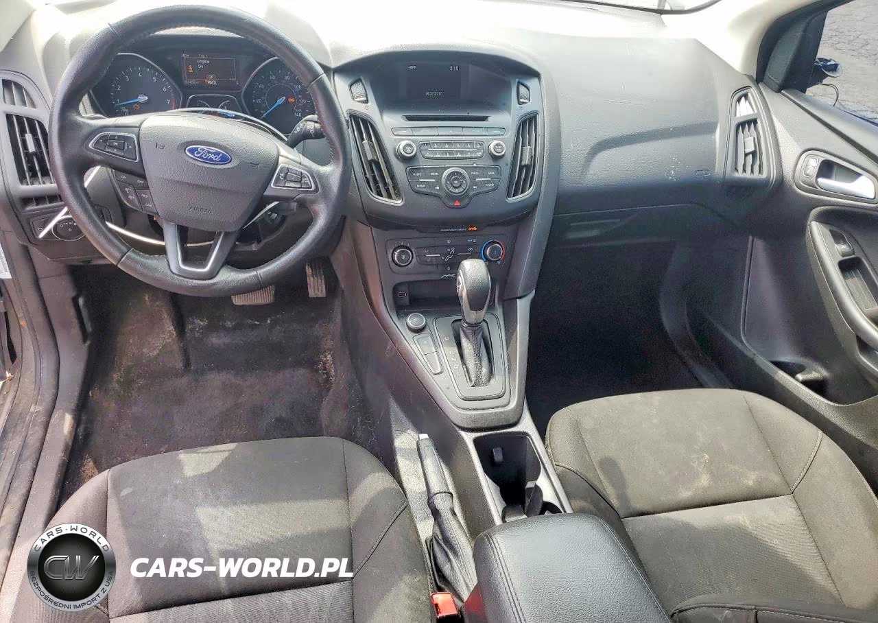 2017 Ford Focus Se VIN:1FADP3K21HL302569 - 8
