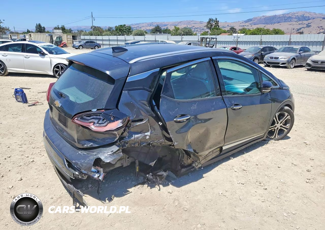 2019 Chevrolet Bolt Ev Premier VIN:1G1FZ6S06K4104643 - 3