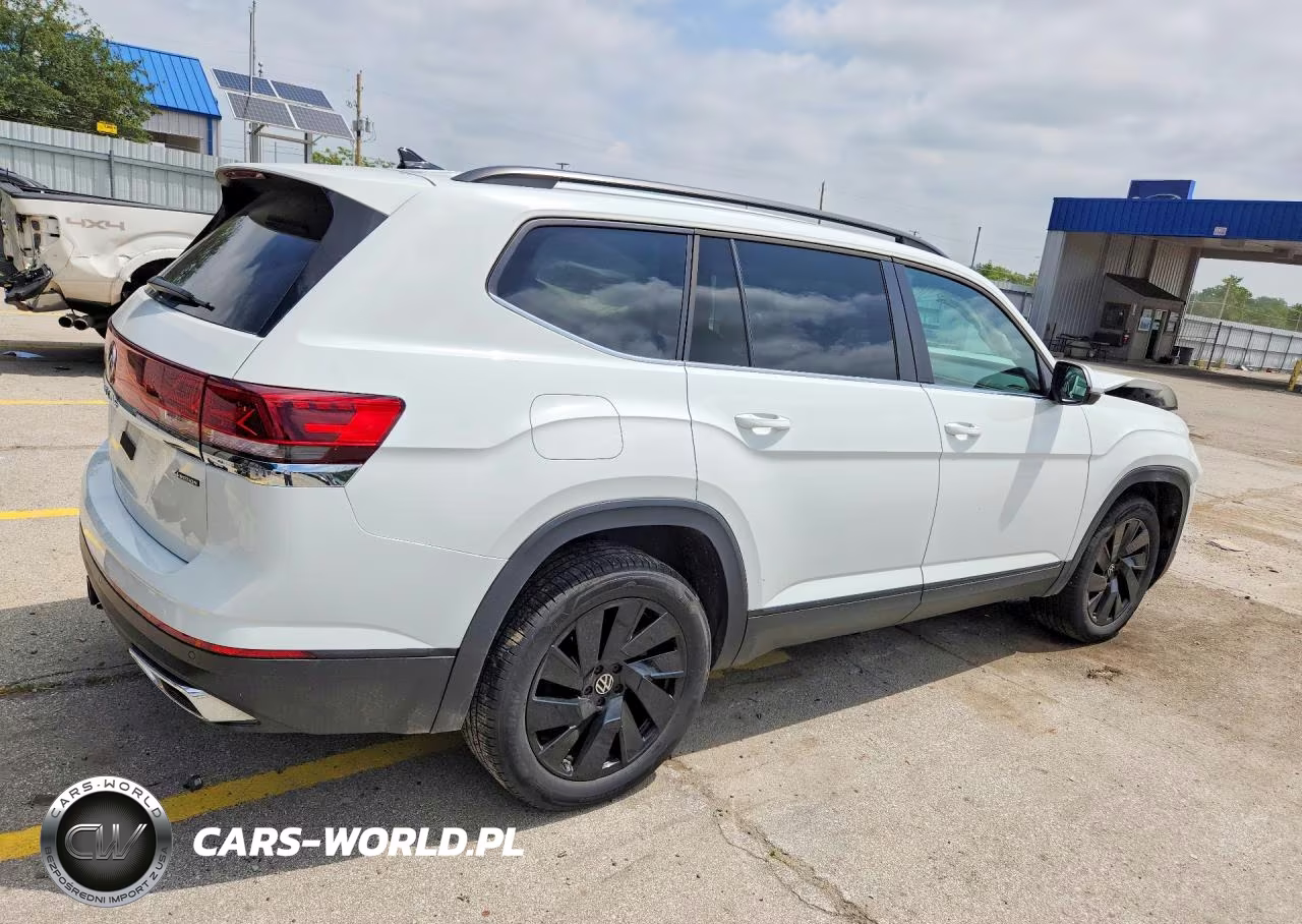2024 Volkswagen Atlas Se VIN:1V2HR2CA6RC623884 - 3