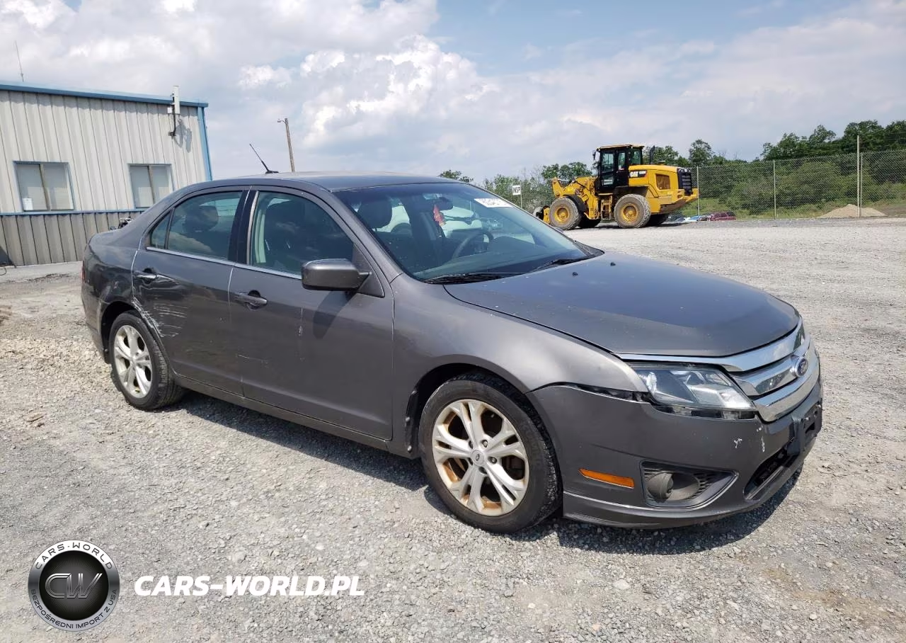 2012 Ford Fusion VIN:3FAHP0HA5CR152149 - 4
