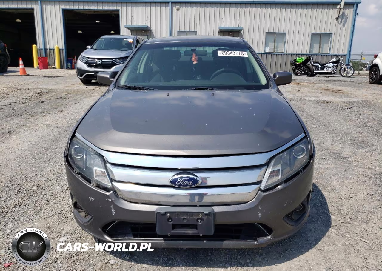 2012 Ford Fusion VIN:3FAHP0HA5CR152149 - 5