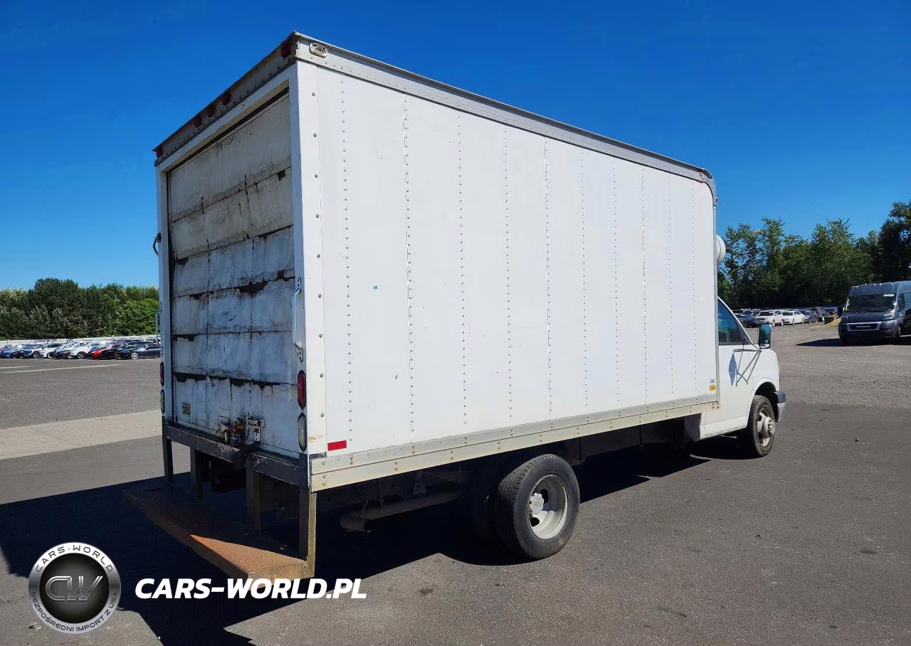 2005 Chevrolet Express G3500 VIN:1GBJG31U451163730 - 3