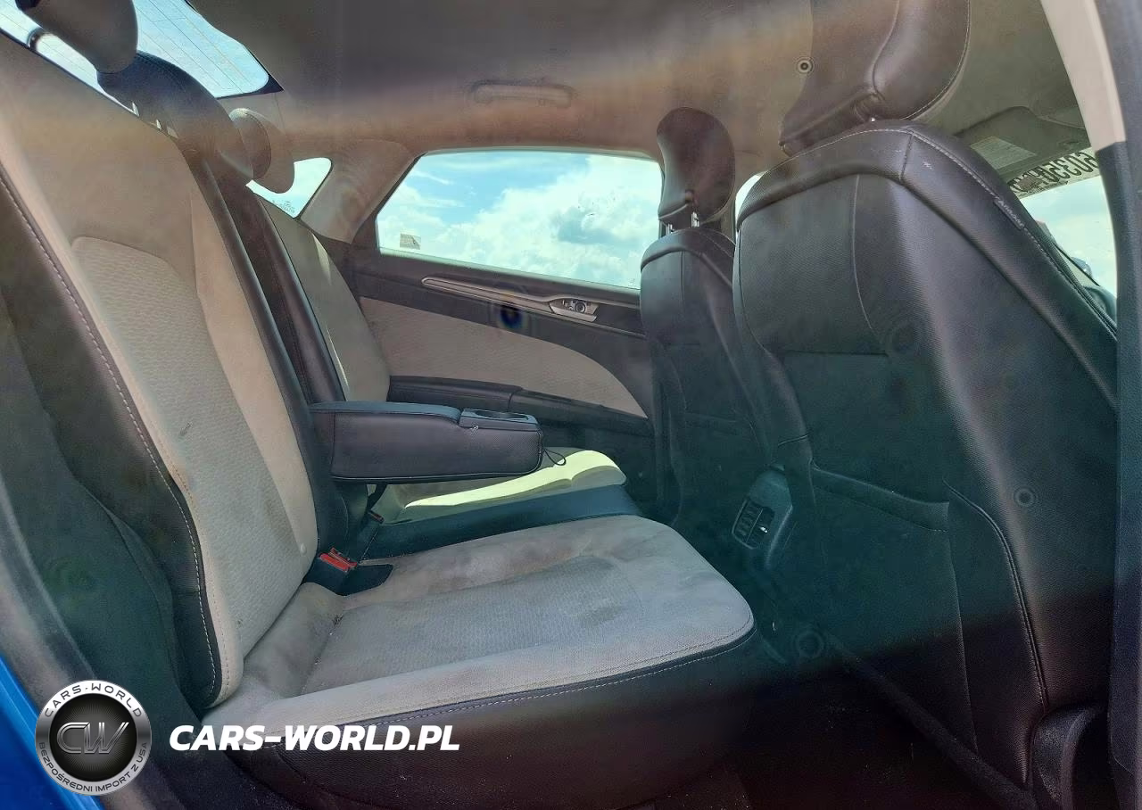 2019 Ford Fusion Se VIN:3FA6P0HD1KR285622 - 10