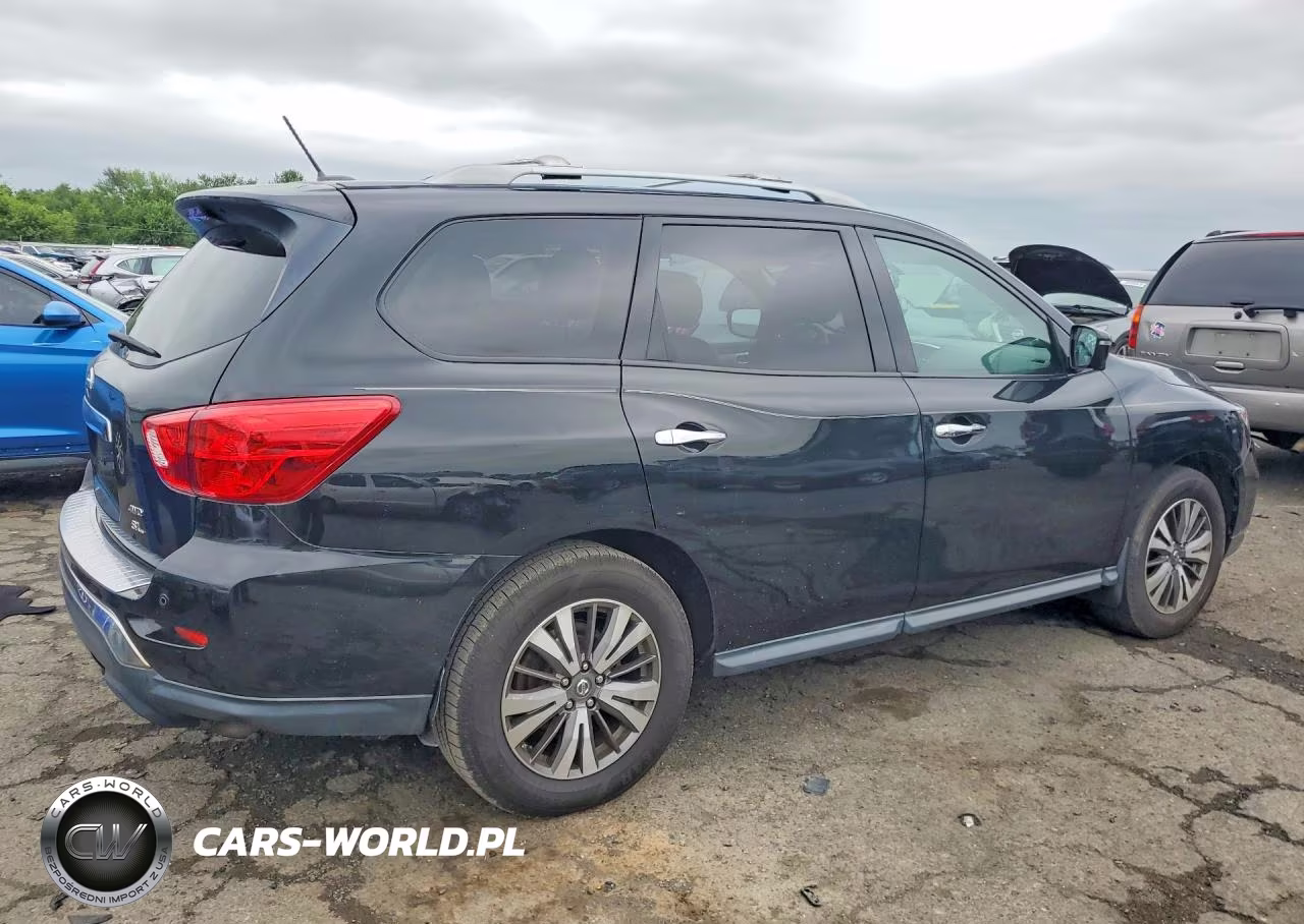 2017 Nissan Pathfinder Sl VIN:5N1DR2MM0HC644605 - 3