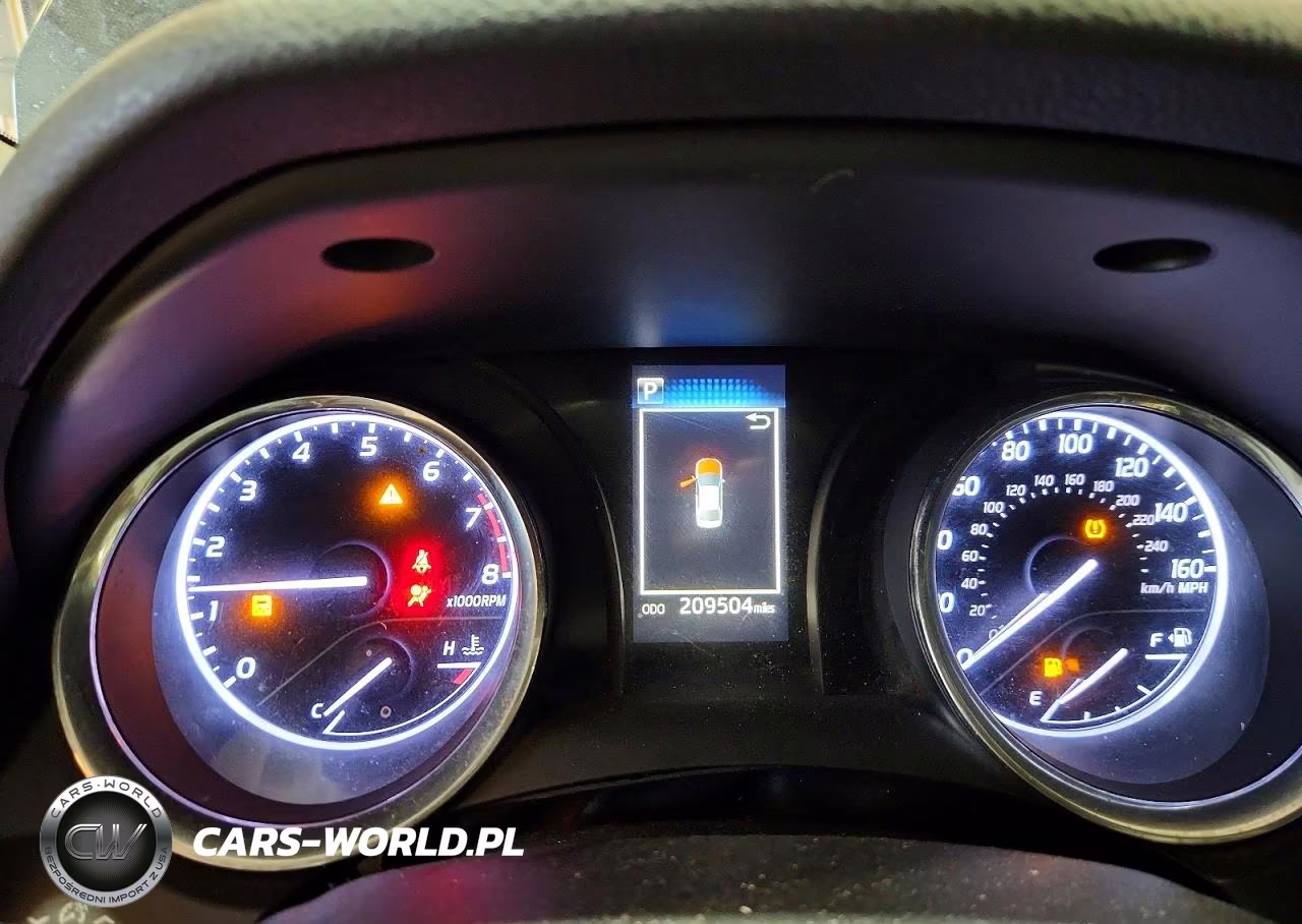 2019 Toyota Camry Le VIN:4T1B11HK7KU198004 - 9