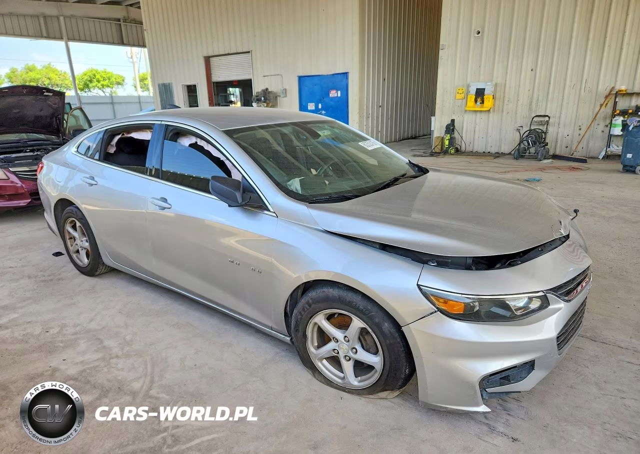 2016 Chevrolet Malibu Ls VIN:1G1ZB5ST2GF207463 - 4