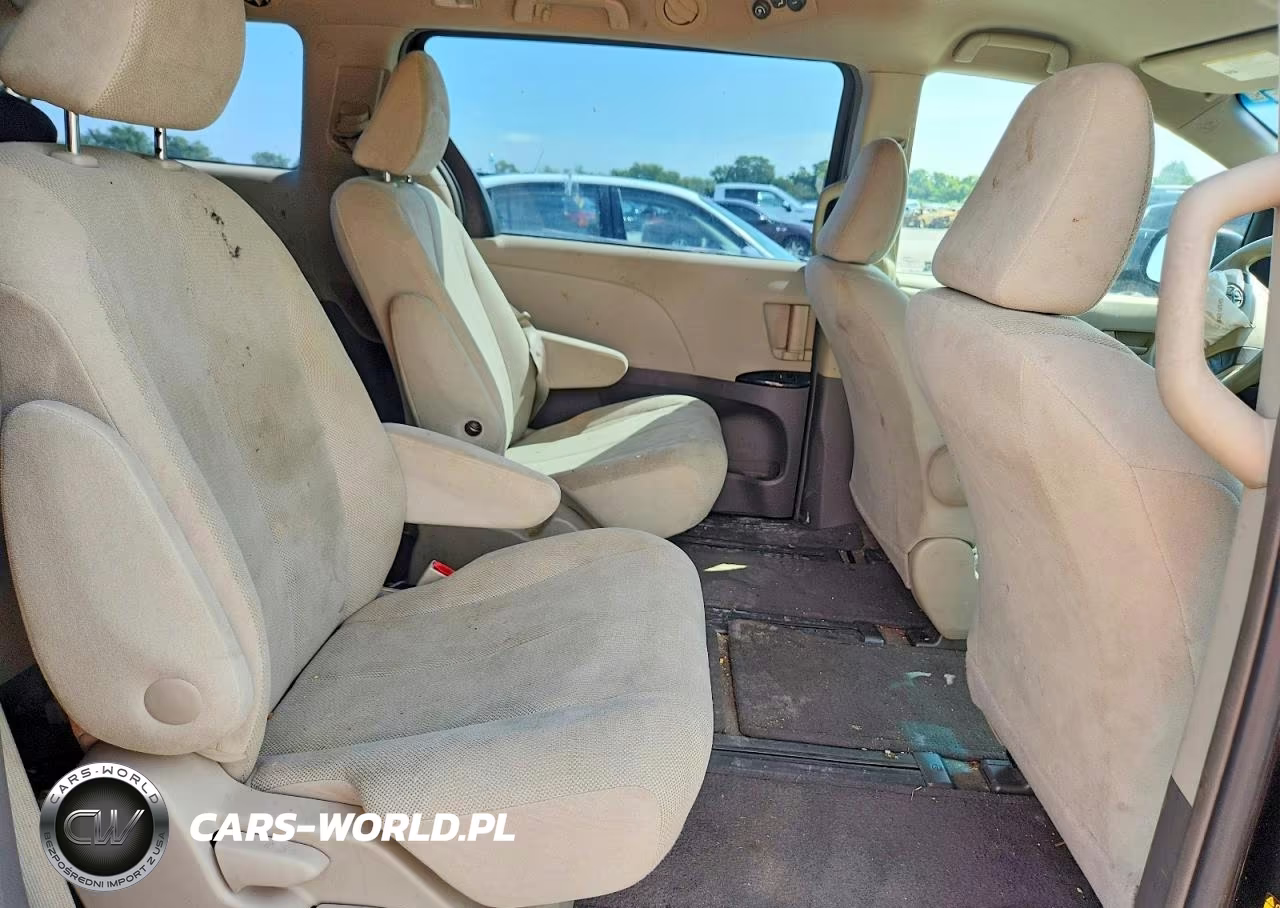 2012 Toyota Sienna Base 7-Passenger VIN:5TDZK3DC6CS191948 - 11