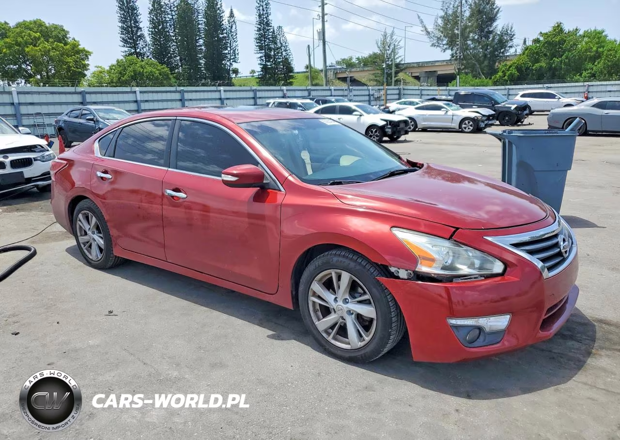 2013 Nissan Altima 2.5 VIN:1N4AL3AP7DN459002 - 4