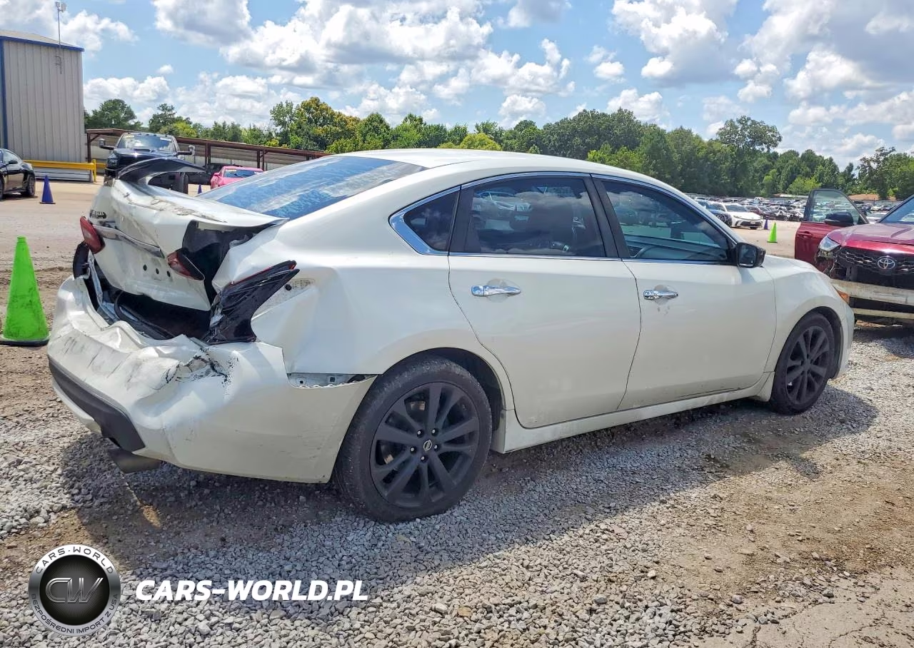 2017 Nissan Altima 2.5 Sr VIN:1N4AL3AP9HC264293 - 3