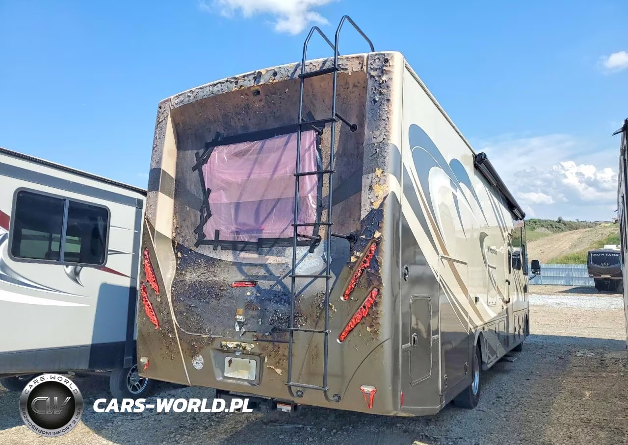 2018 Ford F53 Rv VIN:1F66F5DY2J0A19997 - 4
