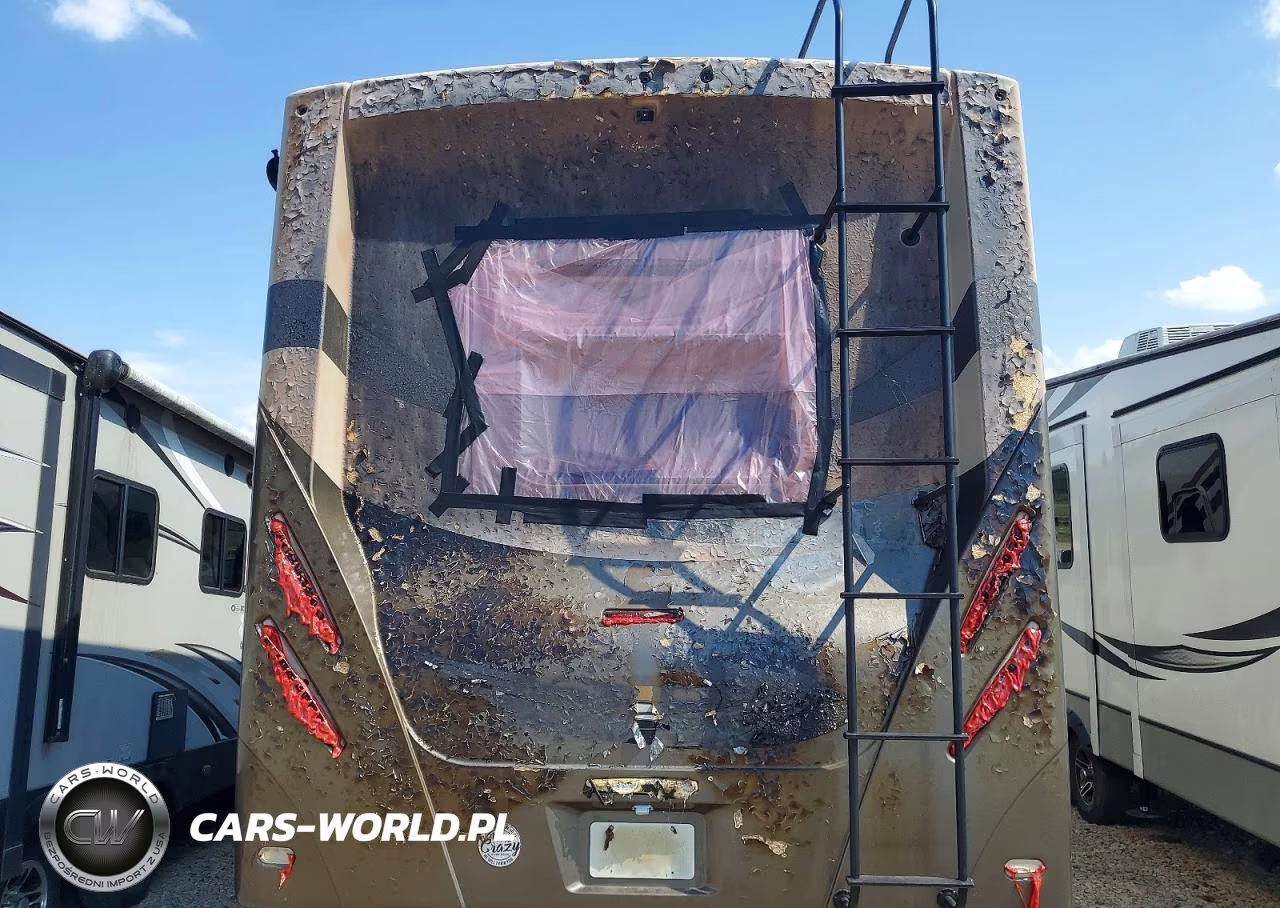 2018 Ford F53 Rv VIN:1F66F5DY2J0A19997 - 9
